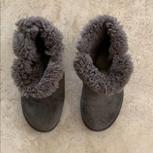 UGG charcoal bootie Size7